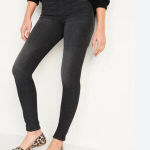 Old Navy Mid-Rise Rockstar Super Skinny Black Jeans